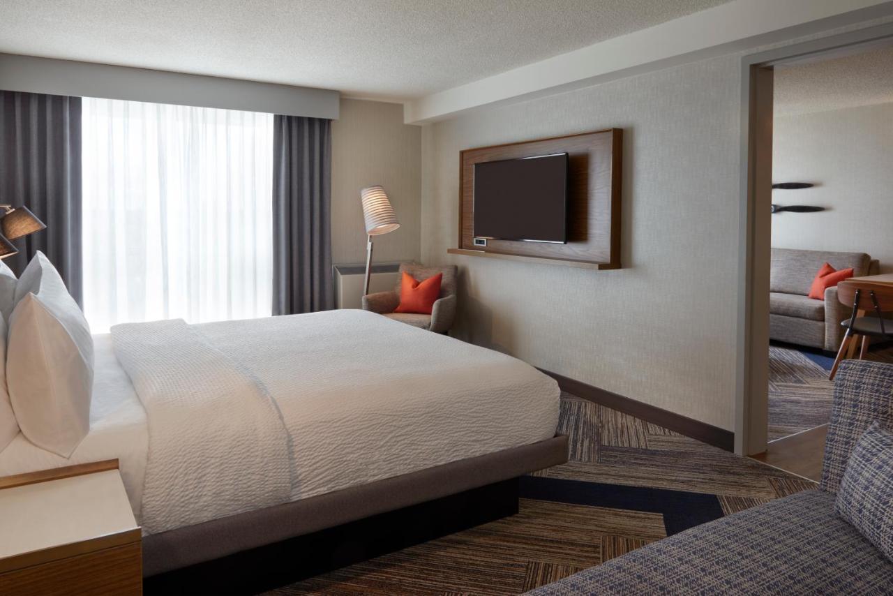 Four Points By Sheraton Toronto Airport East Eksteriør billede